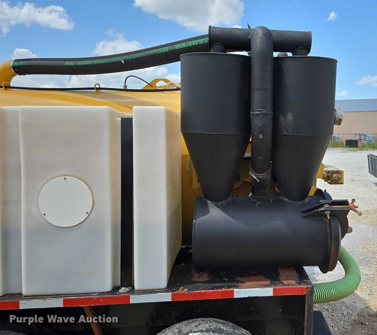 image for item EN2081 2019 Vermeer VX50-800 vacuum excavator