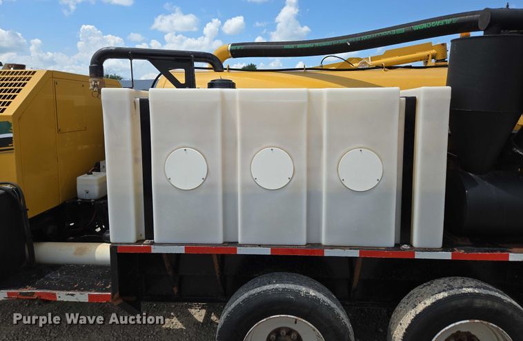 image for item EN2081 2019 Vermeer VX50-800 vacuum excavator