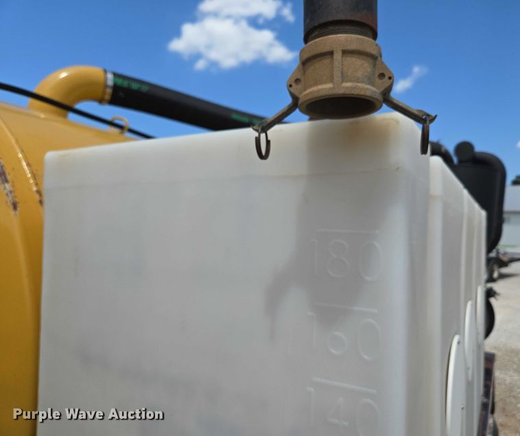 image for item EN2081 2019 Vermeer VX50-800 vacuum excavator