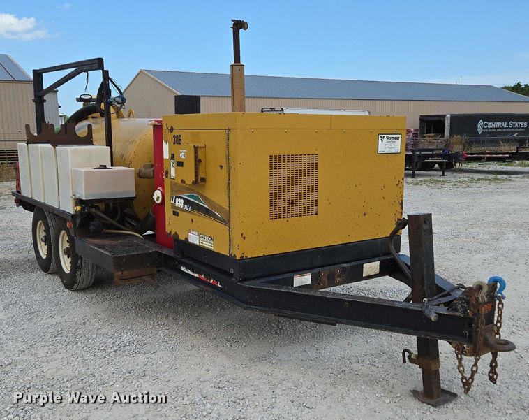 image for item EN2082 2014 Vac-Tron LP833SDT vacuum excavator