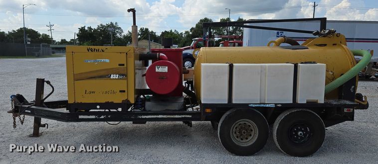 image for item EN2082 2014 Vac-Tron LP833SDT vacuum excavator