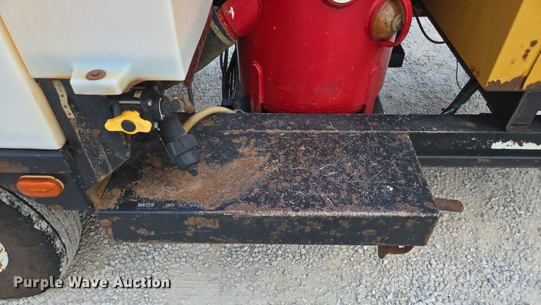 image for item EN2082 2014 Vac-Tron LP833SDT vacuum excavator