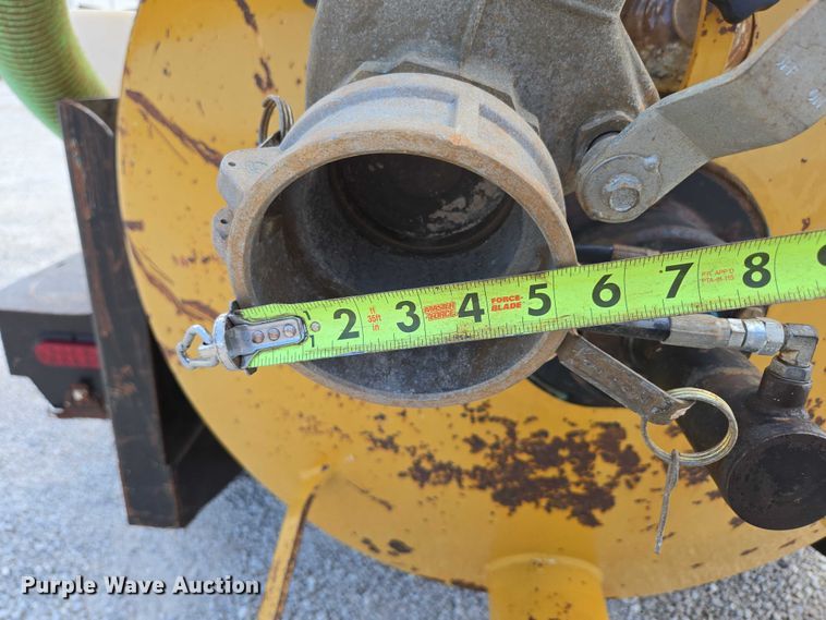 image for item EN2082 2014 Vac-Tron LP833SDT vacuum excavator