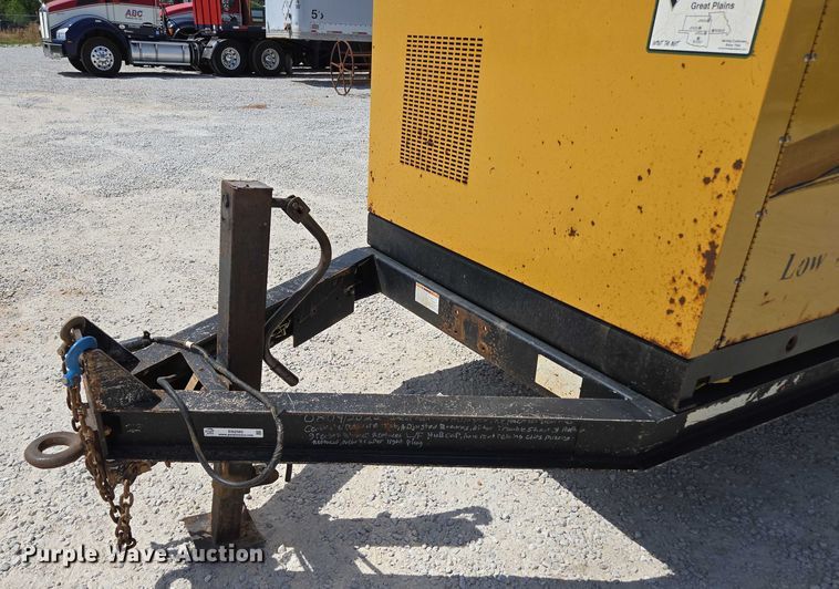 image for item EN2082 2014 Vac-Tron LP833SDT vacuum excavator