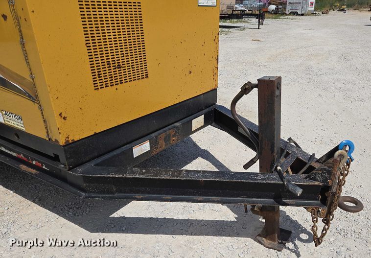 image for item EN2082 2014 Vac-Tron LP833SDT vacuum excavator