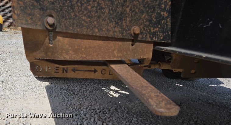 image for item EN2082 2014 Vac-Tron LP833SDT vacuum excavator