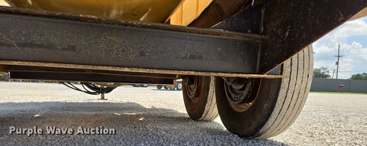 image for item EN2082 2014 Vac-Tron LP833SDT vacuum excavator