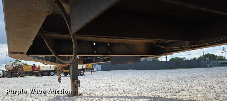 image for item EN2082 2014 Vac-Tron LP833SDT vacuum excavator