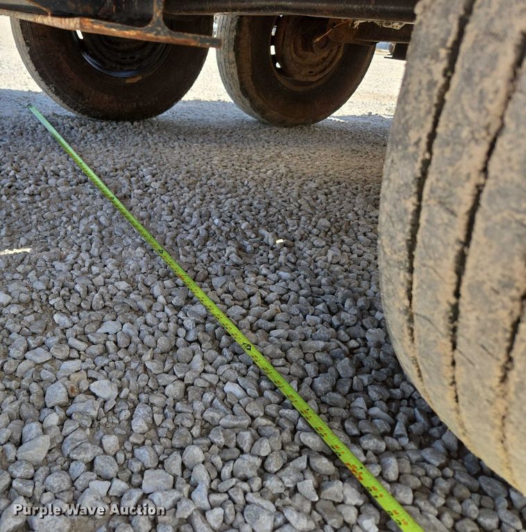 image for item EN2082 2014 Vac-Tron LP833SDT vacuum excavator