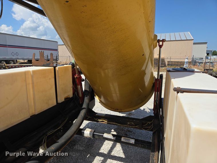 image for item EN2082 2014 Vac-Tron LP833SDT vacuum excavator