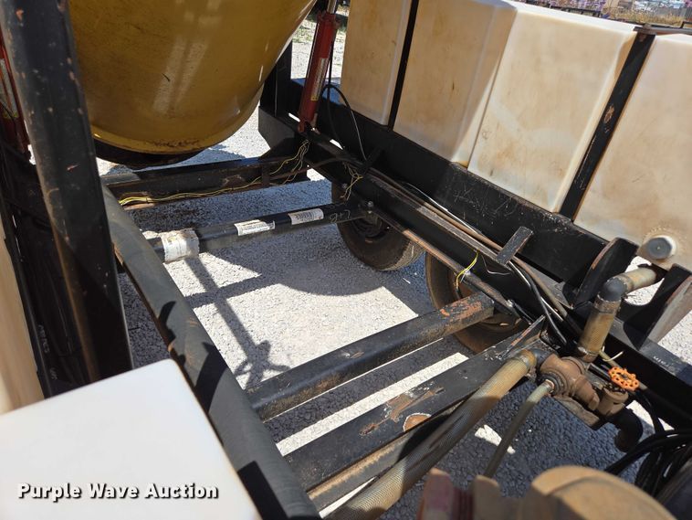 image for item EN2082 2014 Vac-Tron LP833SDT vacuum excavator