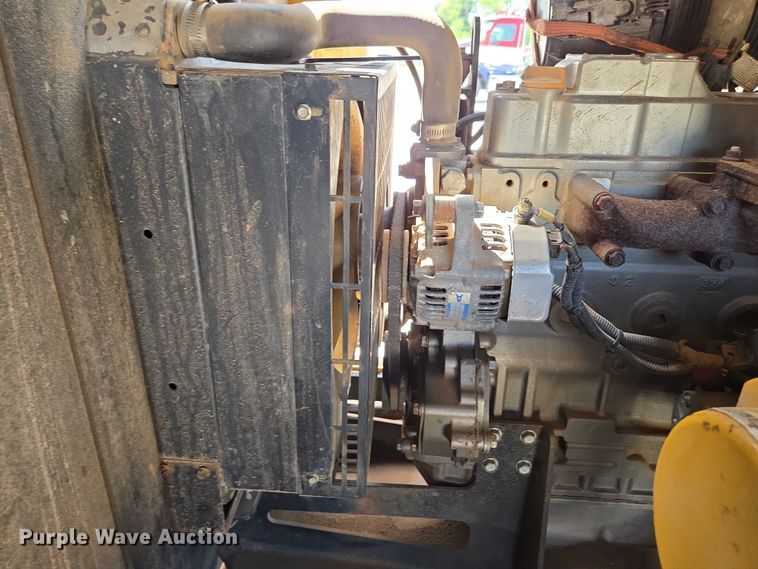 image for item EN2082 2014 Vac-Tron LP833SDT vacuum excavator