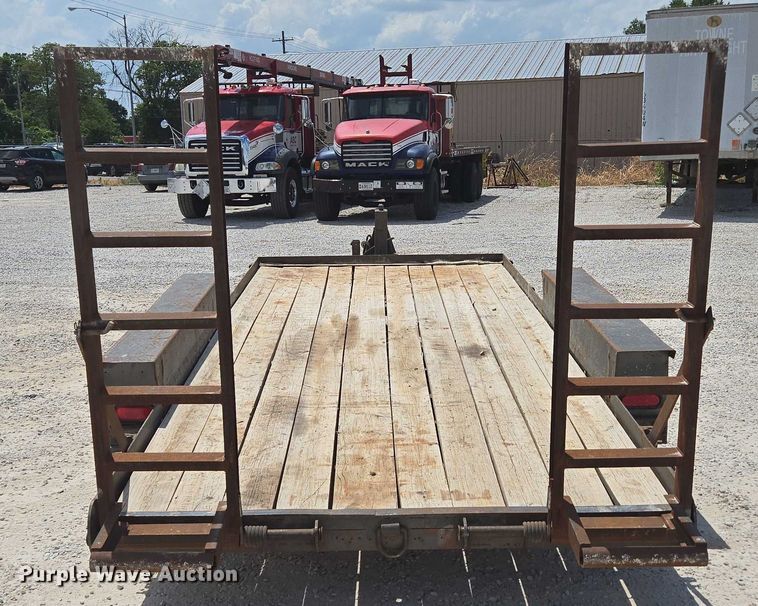 image for item EN2083 1995 Belshe equipment trailer