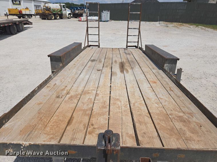 image for item EN2083 1995 Belshe equipment trailer