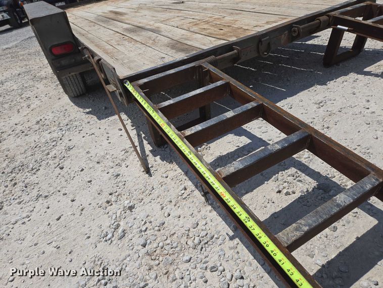 image for item EN2083 1995 Belshe equipment trailer