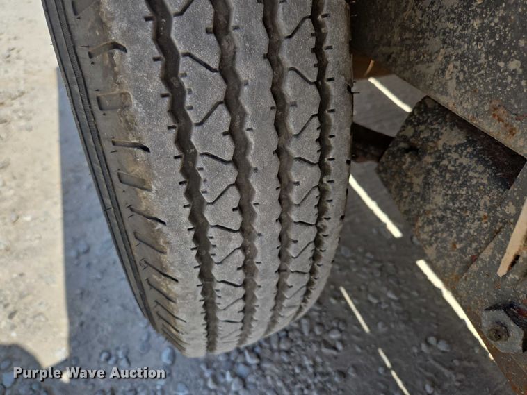 image for item EN2083 1995 Belshe equipment trailer