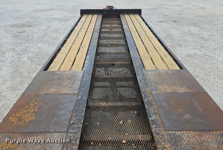 image for item EN2085 2015 Trailboss Trailers equipment trailer