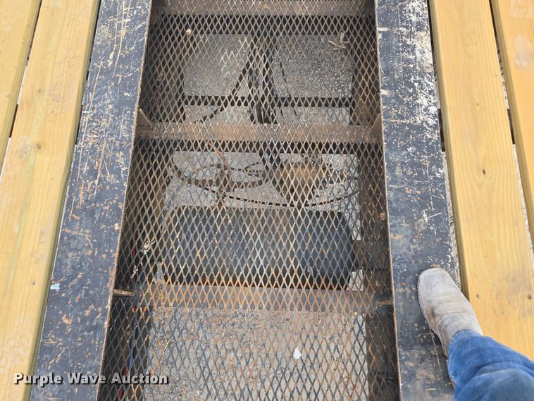 image for item EN2085 2015 Trailboss Trailers equipment trailer