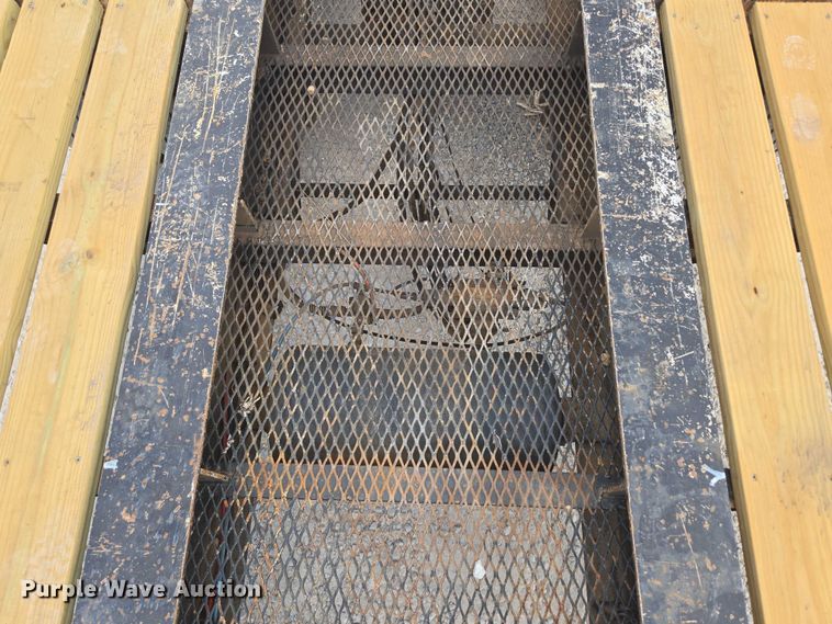 image for item EN2085 2015 Trailboss Trailers equipment trailer