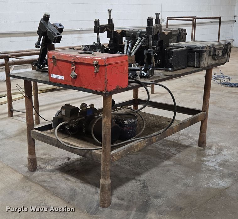 image for item EN2089 Vermeer TB15000 breakout bench