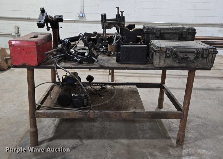 image for item EN2089 Vermeer TB15000 breakout bench