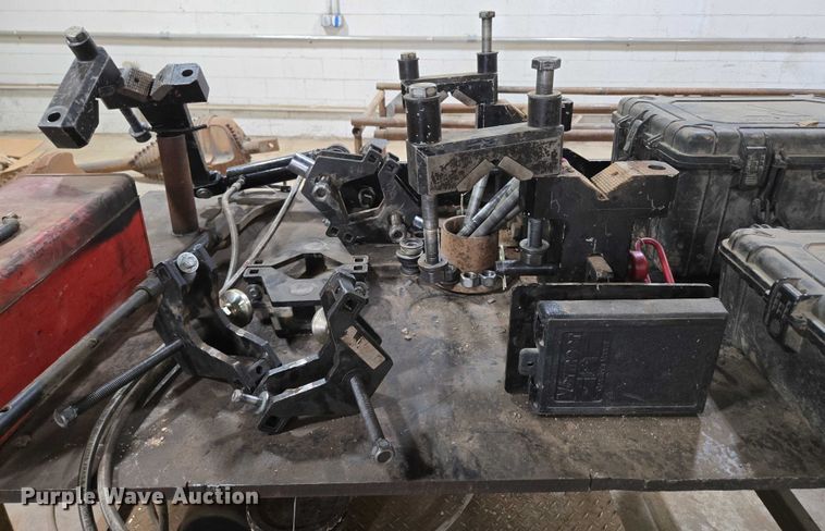 image for item EN2089 Vermeer TB15000 breakout bench