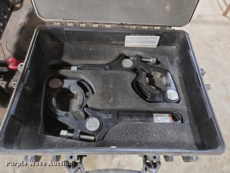 image for item EN2089 Vermeer TB15000 breakout bench