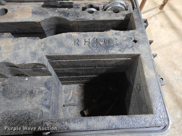 image for item EN2089 Vermeer TB15000 breakout bench