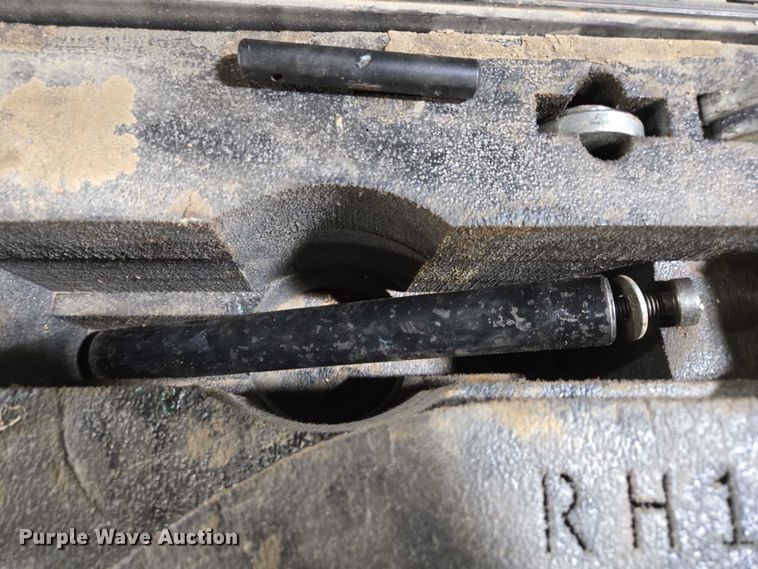 image for item EN2089 Vermeer TB15000 breakout bench