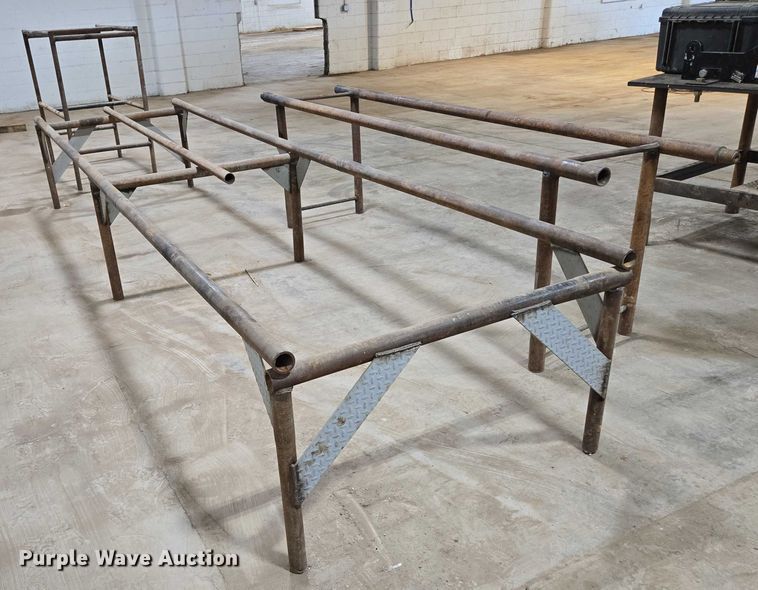 image for item EN2090 (3) shelving units