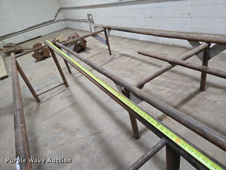 image for item EN2090 (3) shelving units