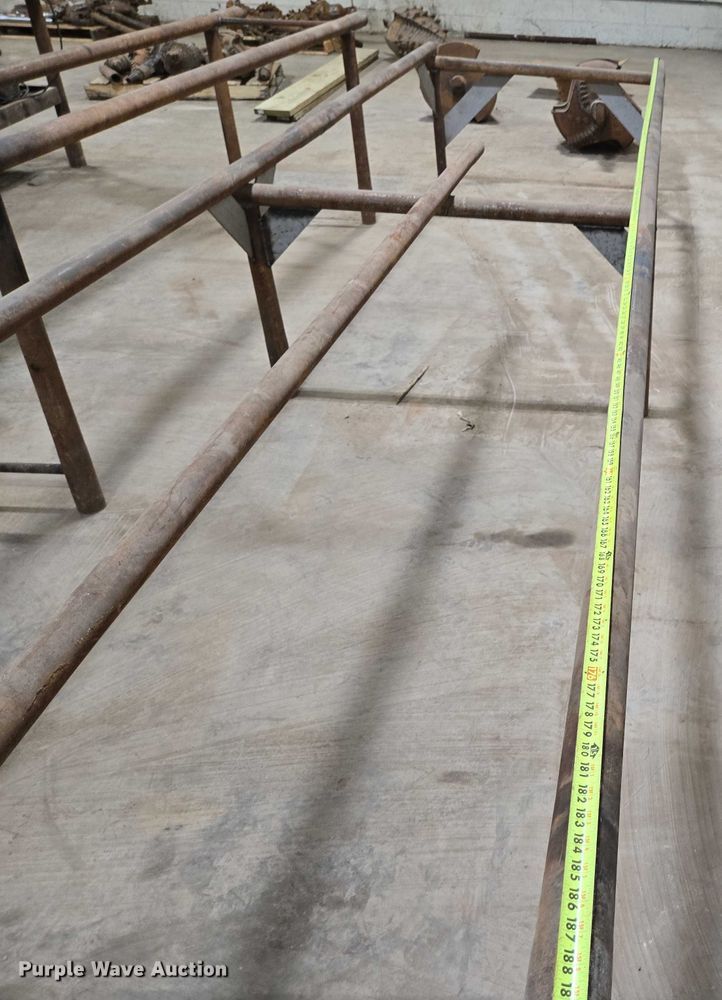 image for item EN2090 (3) shelving units