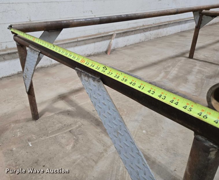 image for item EN2090 (3) shelving units