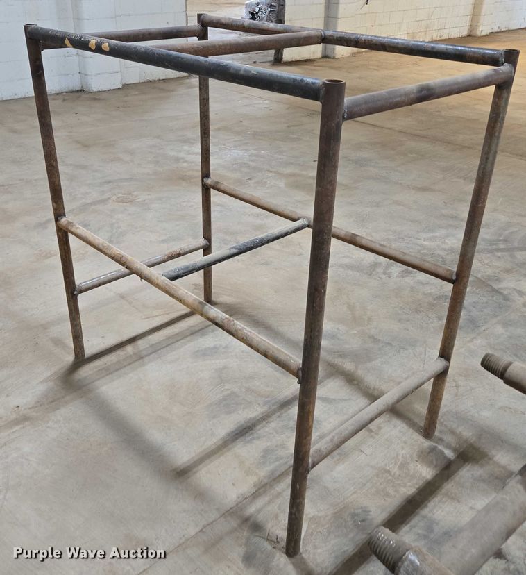 image for item EN2090 (3) shelving units