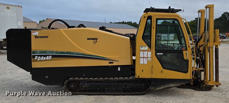 image for item EN2092 2018 Vermeer D24X40III directional boring unit