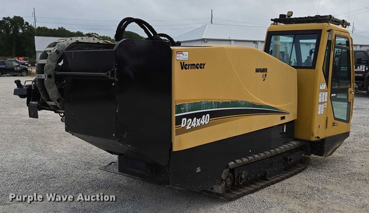 image for item EN2092 2018 Vermeer D24X40III directional boring unit