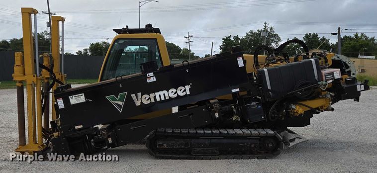 image for item EN2092 2018 Vermeer D24X40III directional boring unit