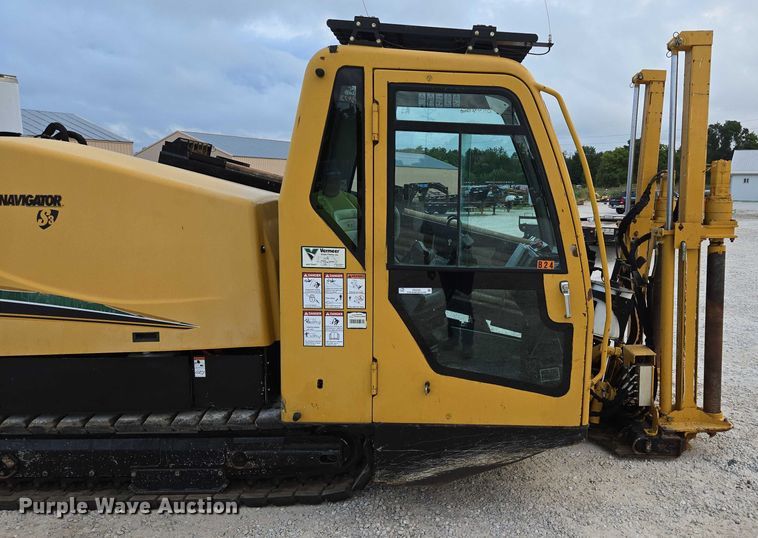 image for item EN2092 2018 Vermeer D24X40III directional boring unit