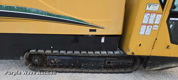 image for item EN2092 2018 Vermeer D24X40III directional boring unit