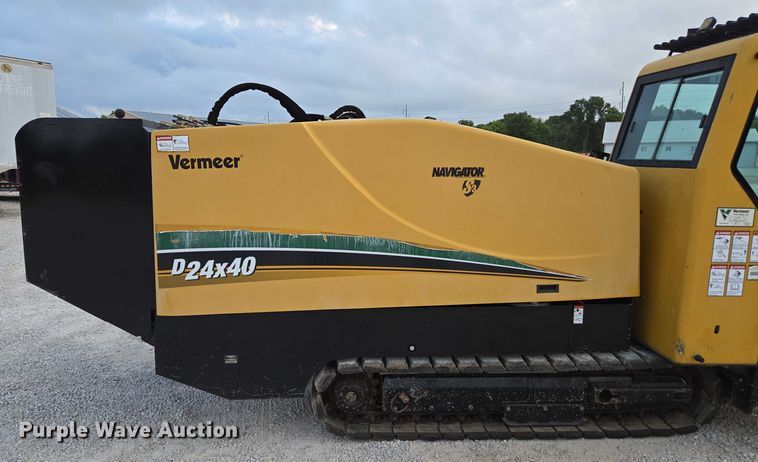 image for item EN2092 2018 Vermeer D24X40III directional boring unit