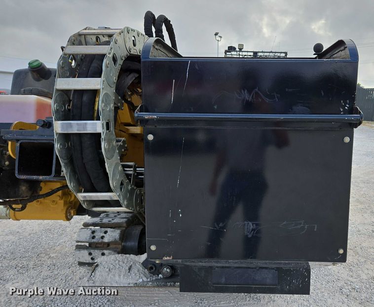 image for item EN2092 2018 Vermeer D24X40III directional boring unit