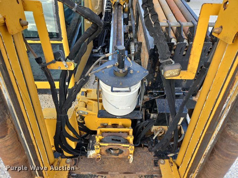 image for item EN2092 2018 Vermeer D24X40III directional boring unit