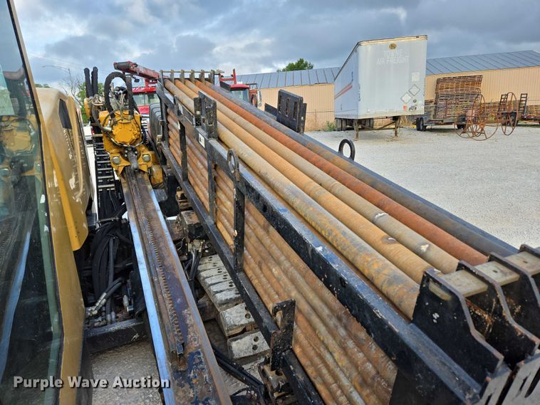 image for item EN2092 2018 Vermeer D24X40III directional boring unit