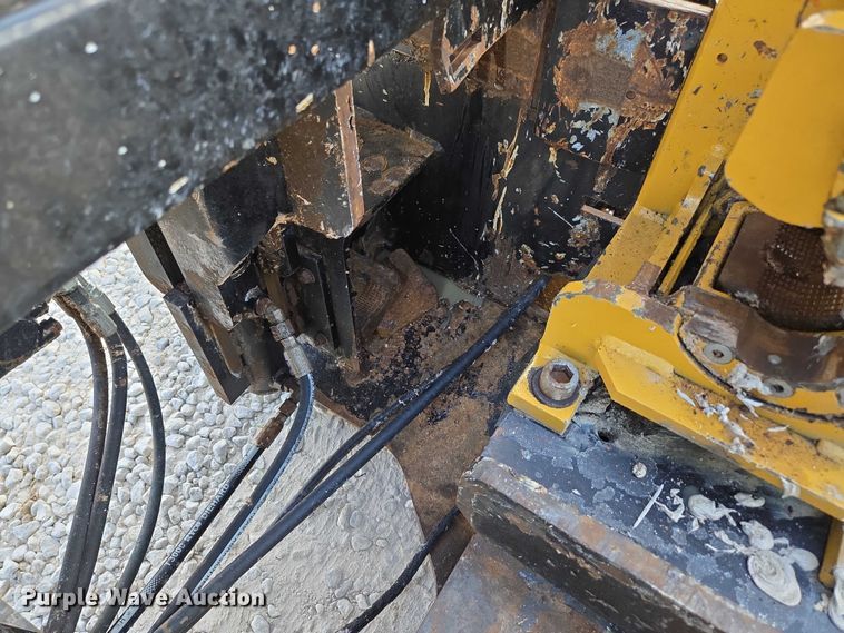 image for item EN2092 2018 Vermeer D24X40III directional boring unit