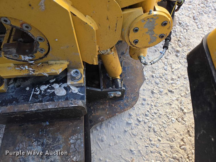 image for item EN2092 2018 Vermeer D24X40III directional boring unit