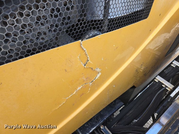 image for item EN2092 2018 Vermeer D24X40III directional boring unit