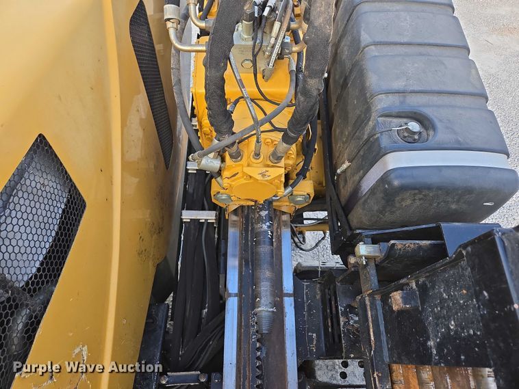 image for item EN2092 2018 Vermeer D24X40III directional boring unit