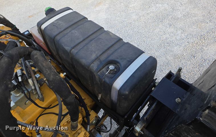 image for item EN2092 2018 Vermeer D24X40III directional boring unit