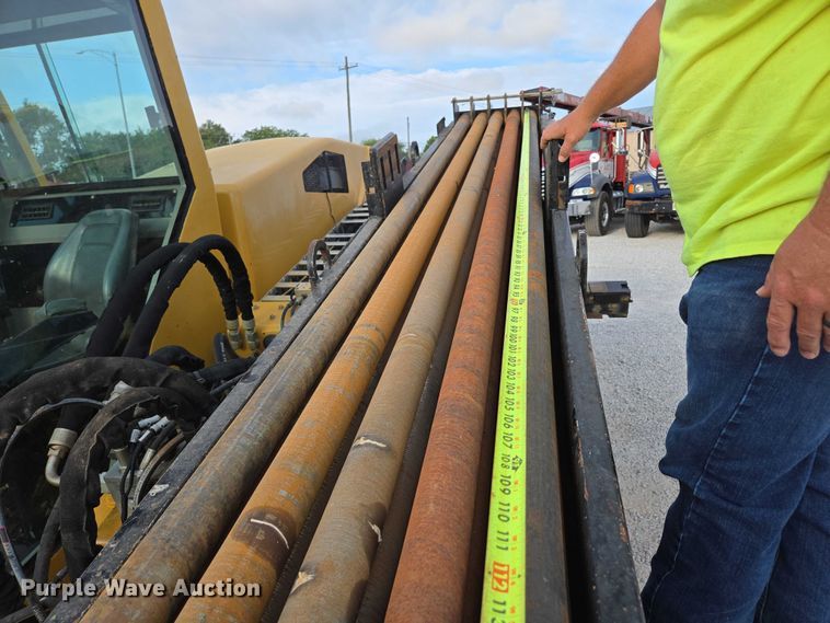 image for item EN2092 2018 Vermeer D24X40III directional boring unit