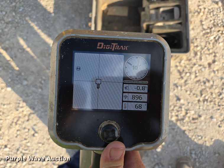 image for item EN2092 2018 Vermeer D24X40III directional boring unit